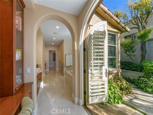 31 Overlook , Newport Coast, CA