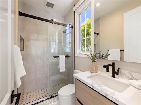 8  Baffin Bay  , Newport Coast, CA