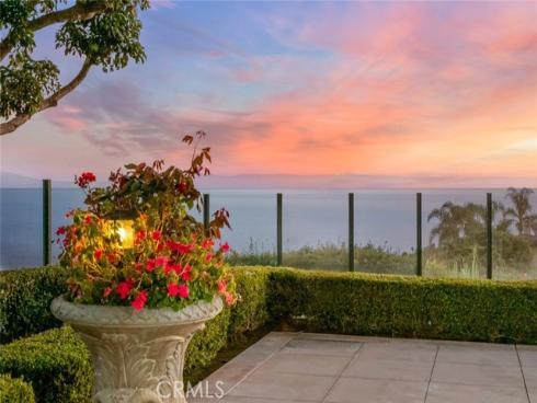 18 Sail Vista , Newport Coast, CA
