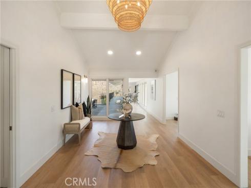 10181 Overhill Drive, North Tustin, CA