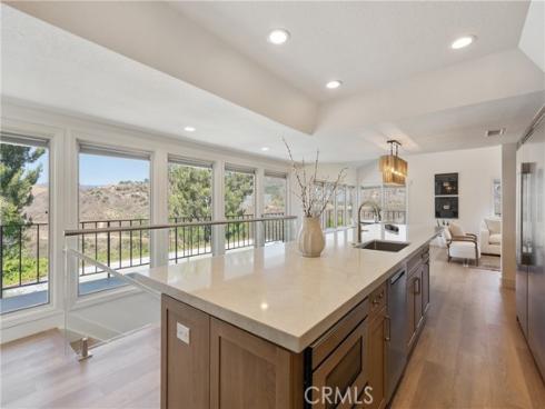10181 Overhill Drive, North Tustin, CA