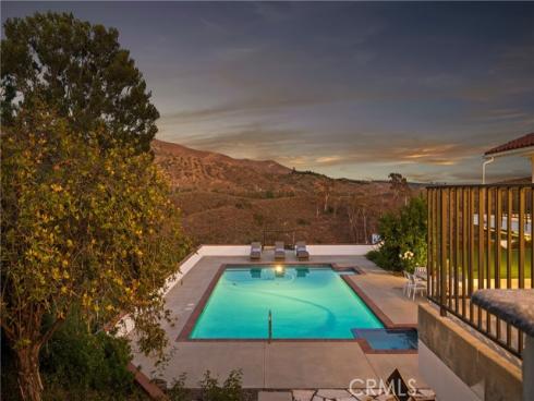 10181 Overhill Drive, North Tustin, CA