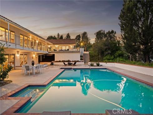 10181 Overhill Drive, North Tustin, CA