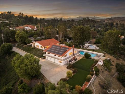 10181 Overhill Drive, North Tustin, CA