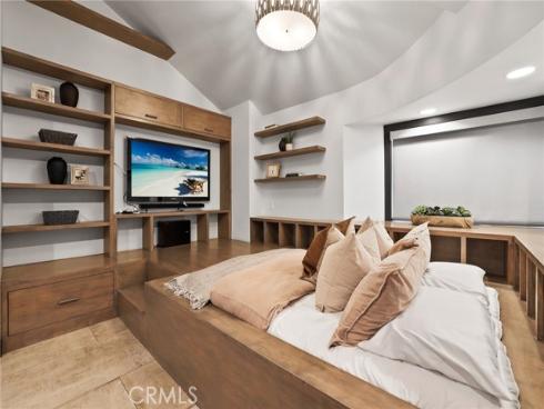 10372 Crawford Canyon Road, North Tustin, CA