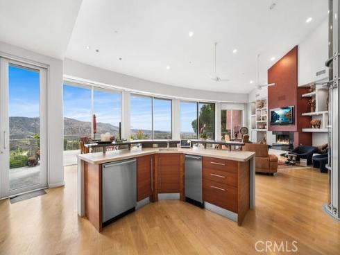 10182 Cowan Heights Drive, North Tustin, CA