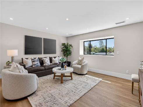 1301 Smokewood Drive, North Tustin, CA