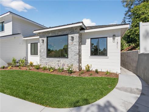 1301 Smokewood Drive, North Tustin, CA