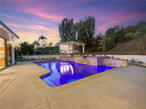 1301 Smokewood Drive, North Tustin, CA