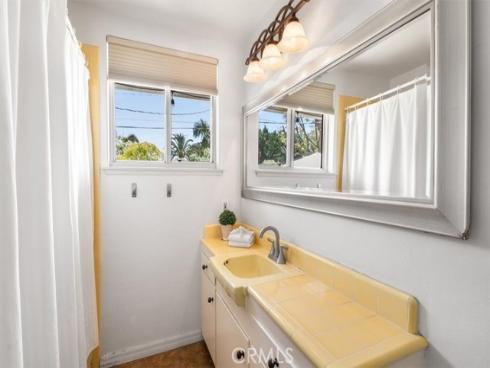 13352 Fairmont Way, North Tustin, CA