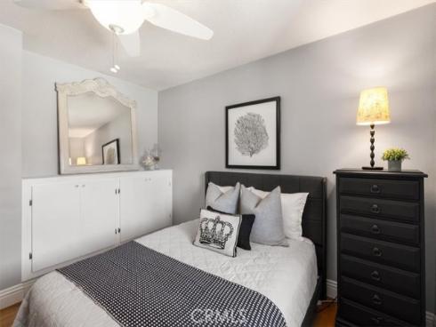 13352 Fairmont Way, North Tustin, CA