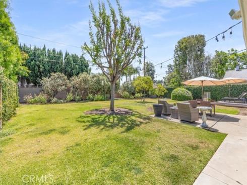 13352 Fairmont Way, North Tustin, CA