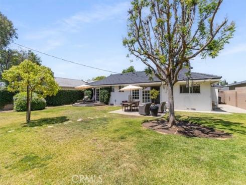 13352 Fairmont Way, North Tustin, CA