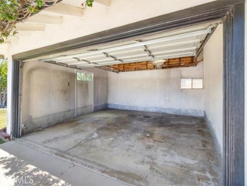 13352 Fairmont Way, North Tustin, CA