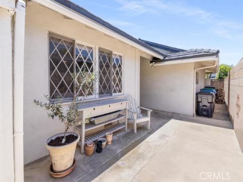 13352 Fairmont Way, North Tustin, CA