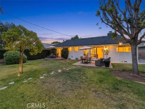 13352 Fairmont Way, North Tustin, CA