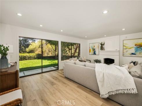 1281 Country Hills , North Tustin, CA