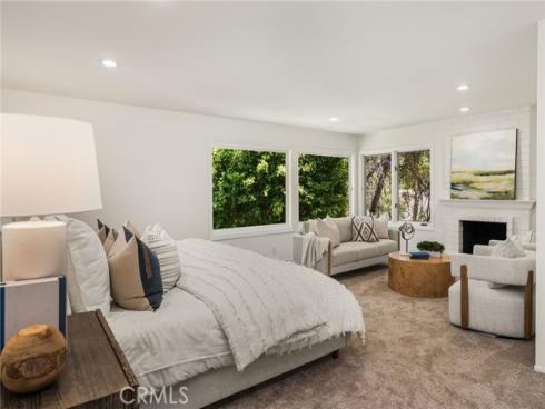 1281 Country Hills , North Tustin, CA
