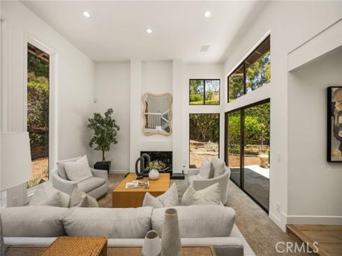 1281 Country Hills , North Tustin, CA