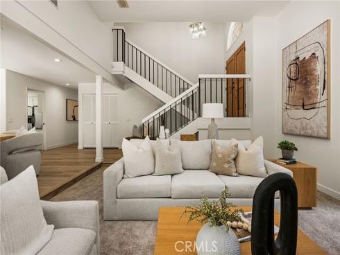 1281 Country Hills , North Tustin, CA