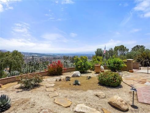 10311 Ladera Senda , North Tustin, CA