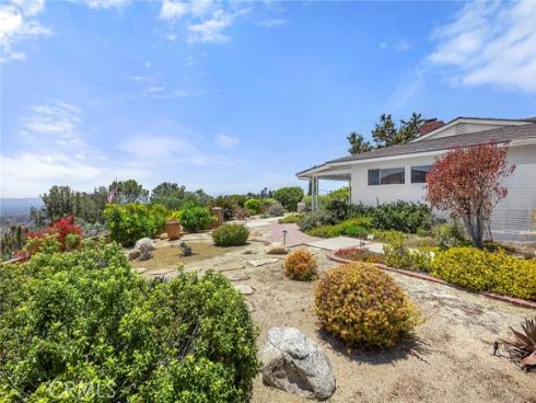 10311 Ladera Senda , North Tustin, CA