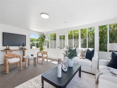 13032 Earlham , North Tustin, CA
