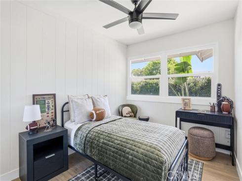 13032 Earlham , North Tustin, CA