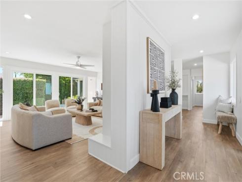 13032 Earlham , North Tustin, CA