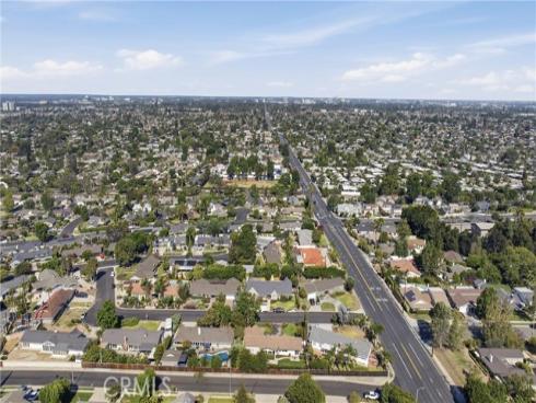 13032 Earlham , North Tustin, CA