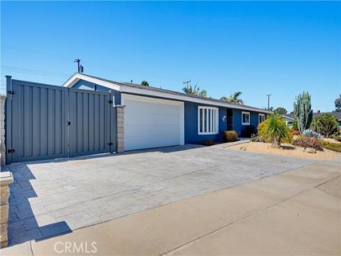 17372 Rainier Drive , North Tustin, CA