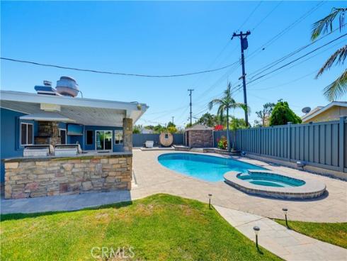 17372 Rainier Drive , North Tustin, CA