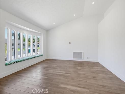 17372 Rainier Drive , North Tustin, CA