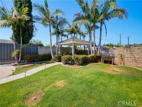17372 Rainier Drive , North Tustin, CA