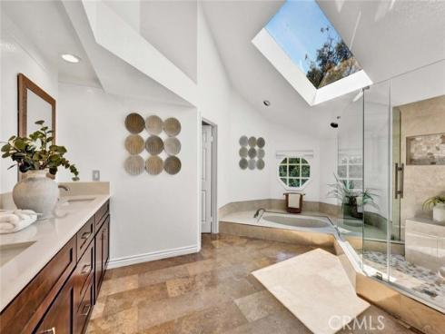 1052 Castlerock Lane, North Tustin, CA