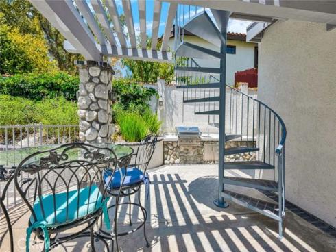 1052 Castlerock Lane, North Tustin, CA