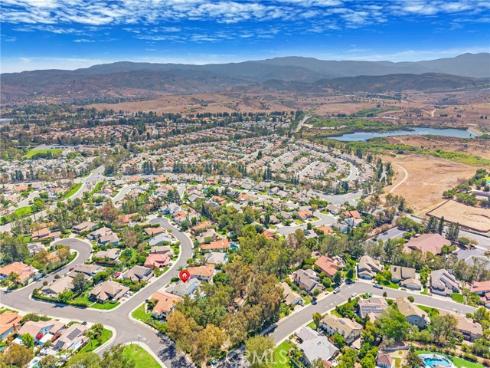 1052 Castlerock Lane, North Tustin, CA