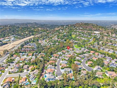 1052 Castlerock Lane, North Tustin, CA