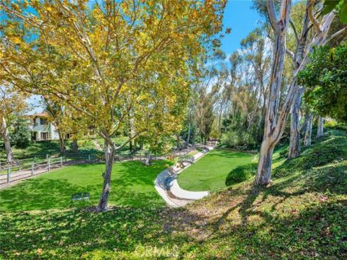 1052 Castlerock Lane, North Tustin, CA