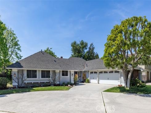 17794 E Santa Clara Avenue, North Tustin, CA