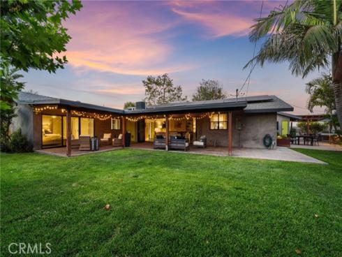 13981 Sandhurst Place, North Tustin, CA