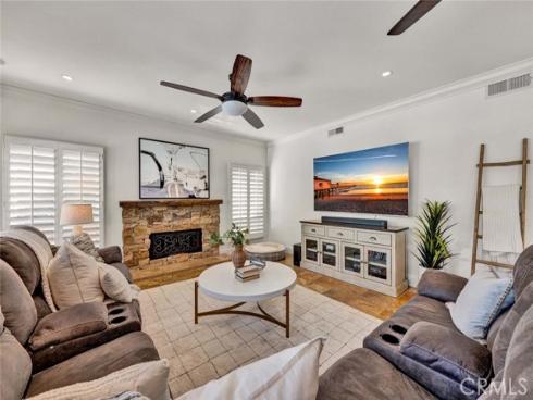 13671 Belle Rive , North Tustin, CA