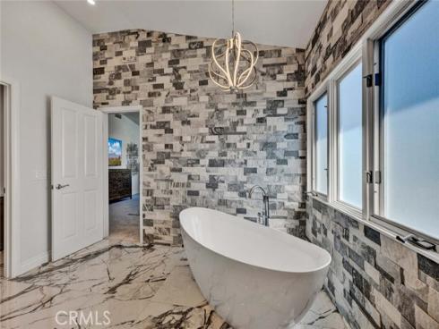 13671 Belle Rive , North Tustin, CA