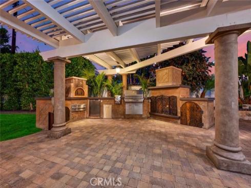 13671 Belle Rive , North Tustin, CA