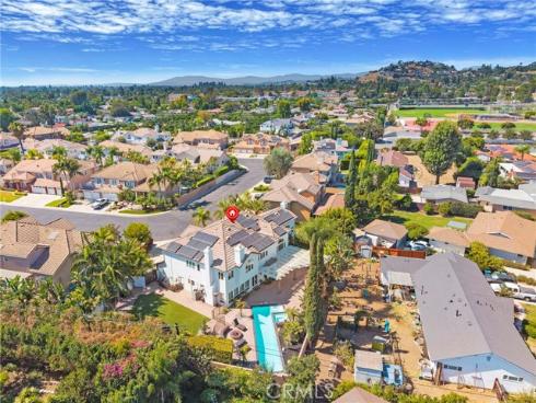 13671 Belle Rive , North Tustin, CA