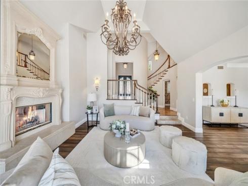 10082 Sunrise Ln , North Tustin, CA