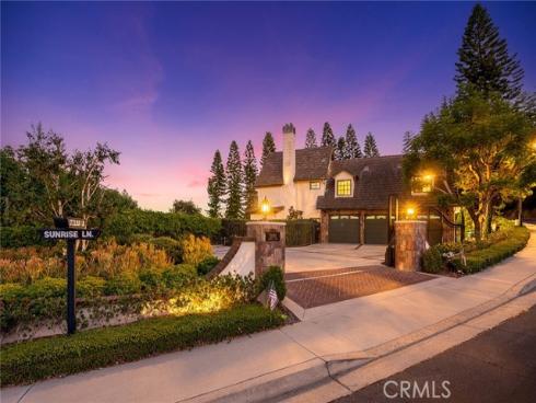 10082 Sunrise Ln , North Tustin, CA