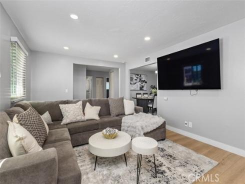 123 E Wilson , Orange, CA