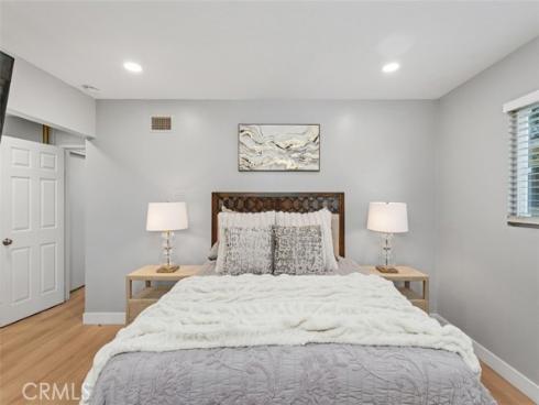 123 E Wilson , Orange, CA