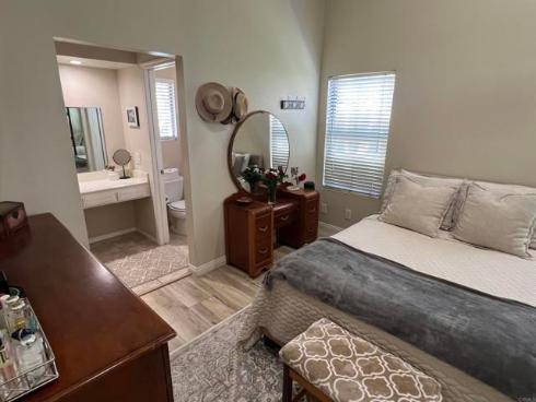 5722 E Stillwater 113 Avenue, Orange, CA